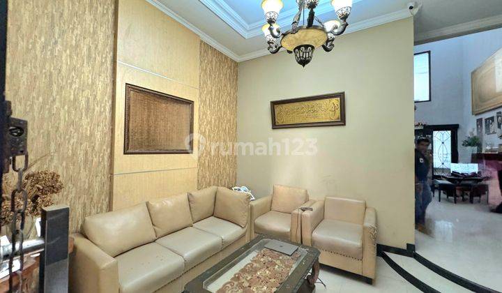 Dijual Rumah 2 Lantai di Taman Alfa Indah , Jalan Lebar , Asri  2