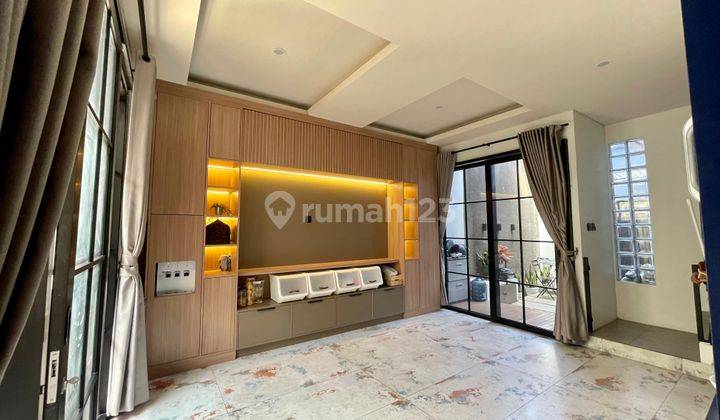 Rumah Cantik Furnished dekat Polban Ciwaruga Bandung Barat 1