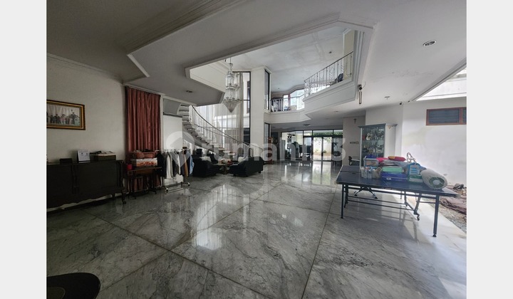 Rumah Area Komersial, Raya Dharmahusada Indah, Surabaya