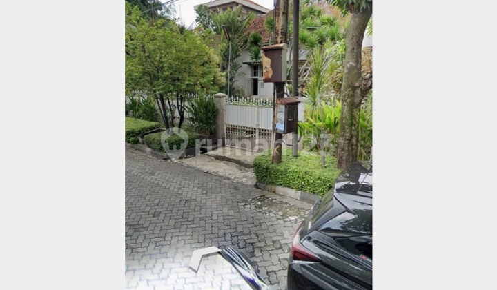 Rumah Hook, Area Komersial, Murah Hitung Tanah, Surabaya Pusat  2