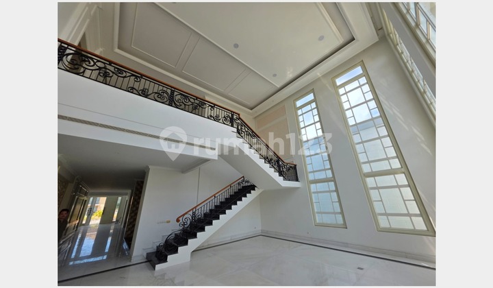 Rumah super mewah di Boulevard Utama Araya 1, Galaxy Bumi Permai