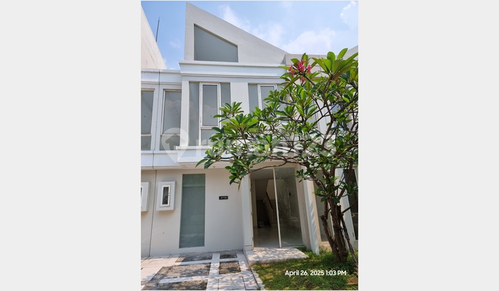 Rumah Minimalis, Lokasi Strategis di Grand Pakuwon, Surabaya Rumah Minimalis, Lokasi Strategis di Grand Pakuwon, Surabaya