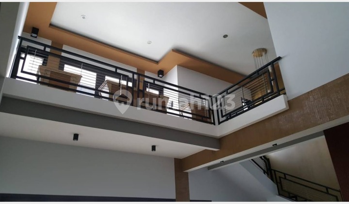 Minimalist House, Nice &amp; Amazing Location in Sidosermo, SBY 2