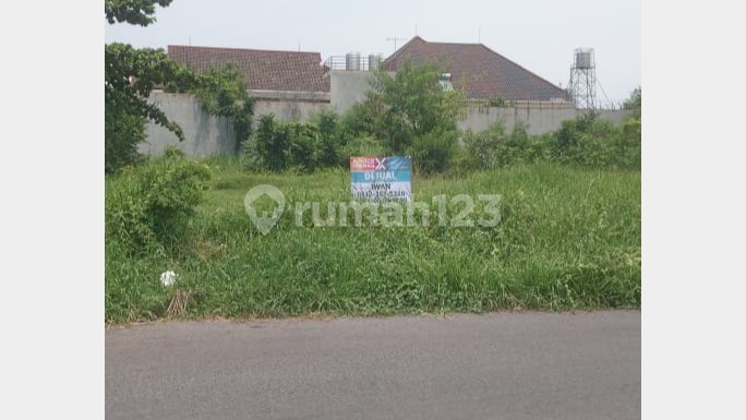 Commercial Plot, Strategic Location at Arief Rahman Hakim, Surabaya