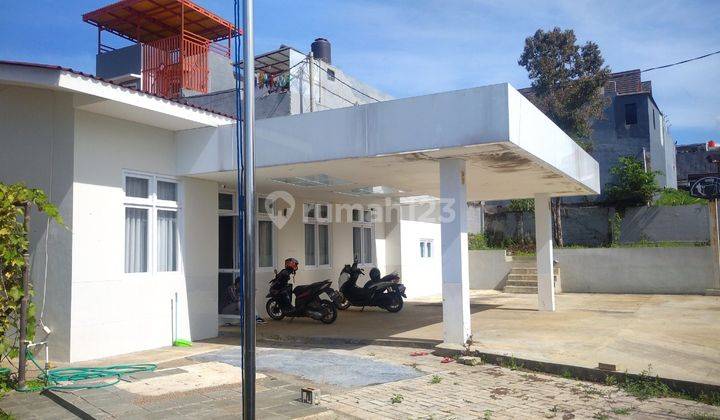 Rumah dilahan luas cocok unt resto, villa, kost2an dll dengan harga nego 2