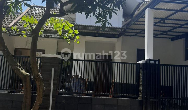 Rumah 2 Lantai Dilingkungan Asri Dekat Taman Dan Fasum Parkiran Di Lokasi Terbaik Pamulang Rumah 2 Lantai Dilingkungan Asri Dekat Taman Dan Fasum Parkiran Di Lokasi Terbaik Pamulang