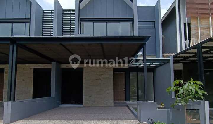 Brand New Scandinavian Style Rumah Royal Residence 4 Kamar