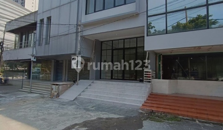 Rare for Rent Fast Shop House Mayjend Sungkono Only 150 Million