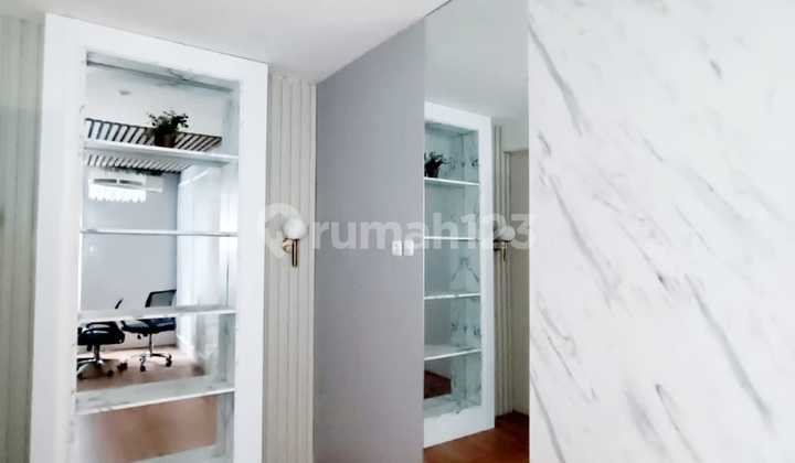 Rare Luxury Mayjend Sungkono Furnished Shophouse Strategic Location 2