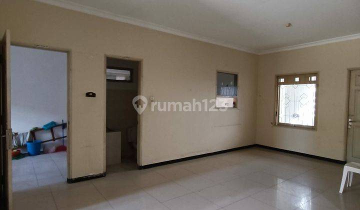 Rumah 2 Lantai Bagus SHM di Unimas Garden Regency, Sidoarjo 2