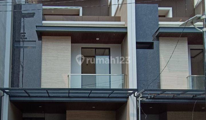 Rumah Baru Minimalis Modern 3 lantai Attic dkt Mayjend Sungkono 2