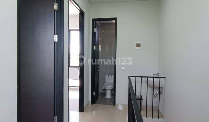 Rumah Baru Minimalis Modern 2 lantai Pantai Mentari Kenjeran  2