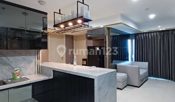 Apartemen Pakuwon Lariz Mansion 2 bedroom full furnish mewah 