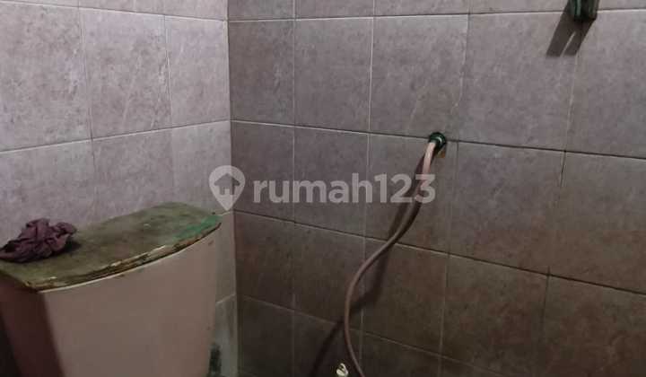 Quick Sale House in Manukan Krajan, Only 600 Million 2