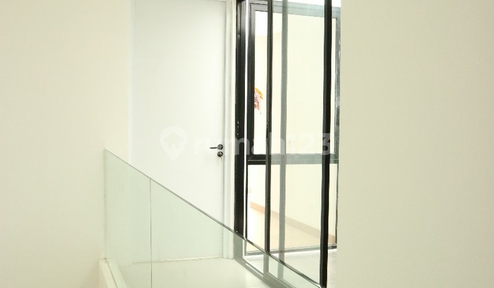 Langka Rumah Baru Minimalis Modern dekat Dian Istana 4 Kamar 2