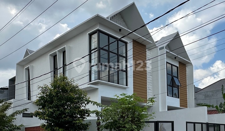 Rumah Baru Gress Hook Scandinavian Darmo Harapan Hanya 2Man saja