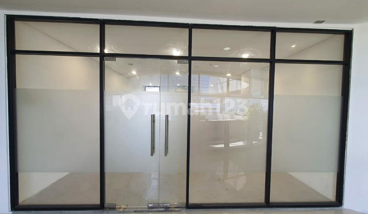 Rare Office Space at Graha Family Tower Only 1.2 Billion