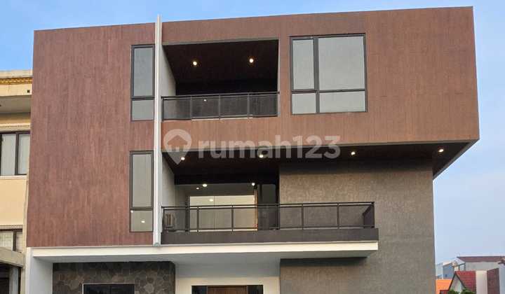 Di Jual Rumah Mewah Alam Sutra, Flamboyan Di Jual Rumah Mewah Alam Sutra, Flamboyan