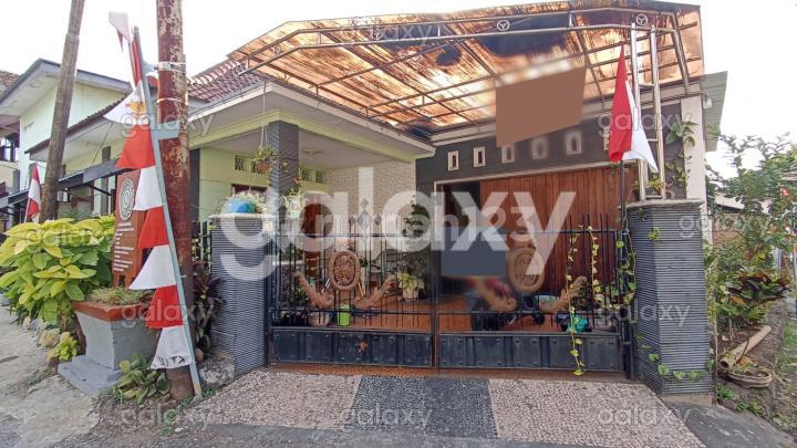 Rumah Posisi Hook dekat Kompleks Cor Jesu Celaket Malang GMK03019