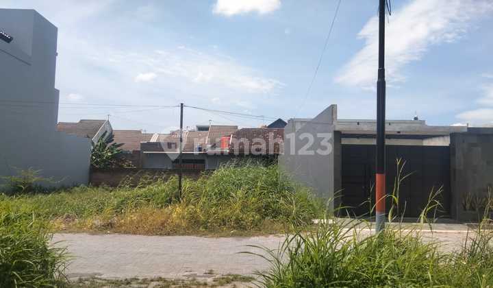 Rumah Pesan Bangun Dalam Perumahan di Purbayan Solo 2