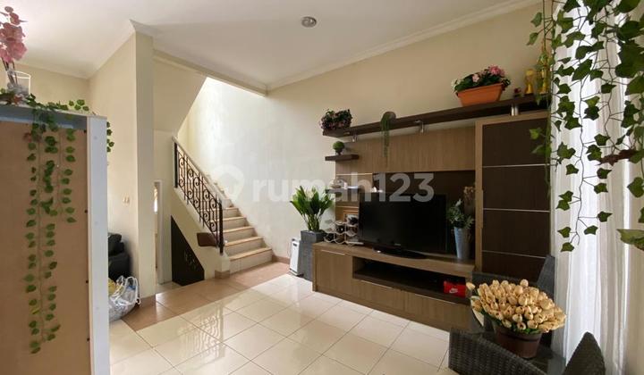 2-Story House in Crystal Gading Serpong Cluster, Tangerang 2
