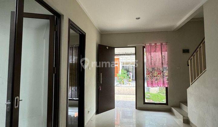 Dijual Rumah 2 Lantai di Premium Graha Raya, Tangerang 2