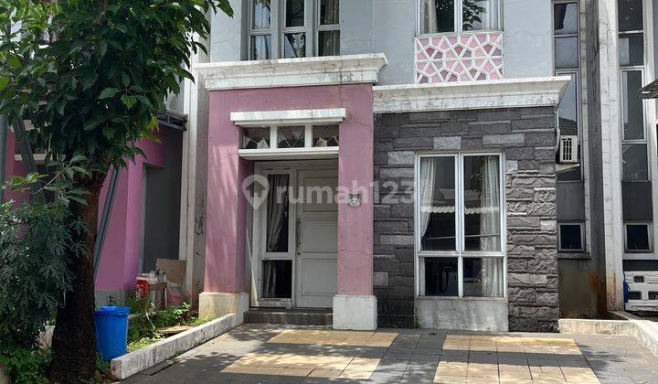 Rumah 2 Lantai Bagus Semi Furnished SHM di Bohemia Gading Serpong
, Tangerang 2