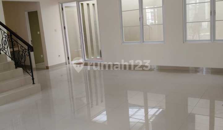 Dijual Rumah Siap Huni di Cluster Trimezia Gading Serpong 2