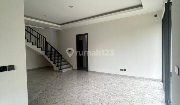 Dijual Rumah Cantik Di Cluster Nykka Alam Sutera  2