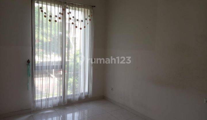 Rumah 2 Lantai Bagus Semi Furnished SHM di Sutera Palmyra Utama Alam Sutera
, Tangerang 2