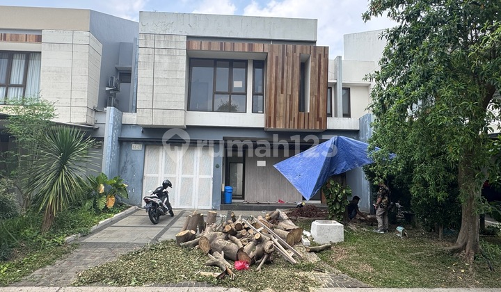 Dijual Rumah Bagus di Di Cluster Prestigia Eminent, Tangerang Dijual Rumah Bagus di Di Cluster Prestigia Eminent, Tangerang