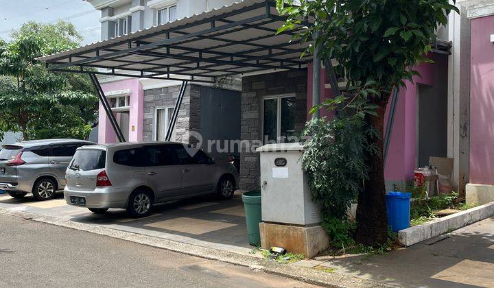 Rumah 2 Lantai Bagus Semi Furnished SHM di Bohemia Gading Serpong
, Tangerang 2