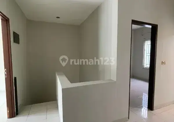 Rumah Dijual,premier Park 2 Modernland Cikokol Tangerang 2