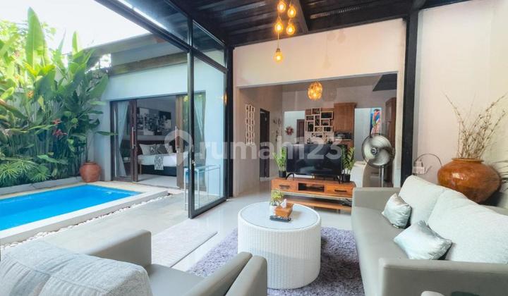 Experience Comfort and Convenience, 3BR Villa Ungasan for Long-Term Stay