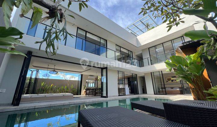 Stunning Brand-New Luxury Living Space in Ungasan Offers a Modern and Comfortable Living Experience 1