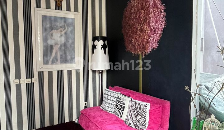 Minimalist Ready to Live Strategically Located Near Merlion Lake Citraland Utama 2