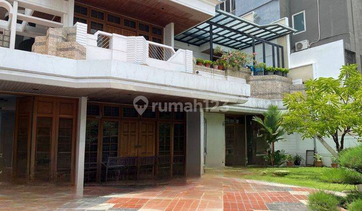 Dijual Rumah Mewah Ciamik Strategis Jalan Cempaka Surabaya Pusat 2