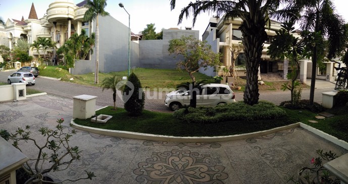 Disewakan Rumah Minimalis Full Furnish Kolam Renang Pakuwon Indah Disewakan Rumah Minimalis Full Furnish Kolam Renang Pakuwon Indah