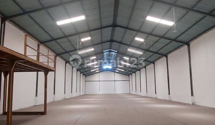 Well-Maintained Warehouse Ready for Use
No Flooding in Margomulyo Permai Warehousing