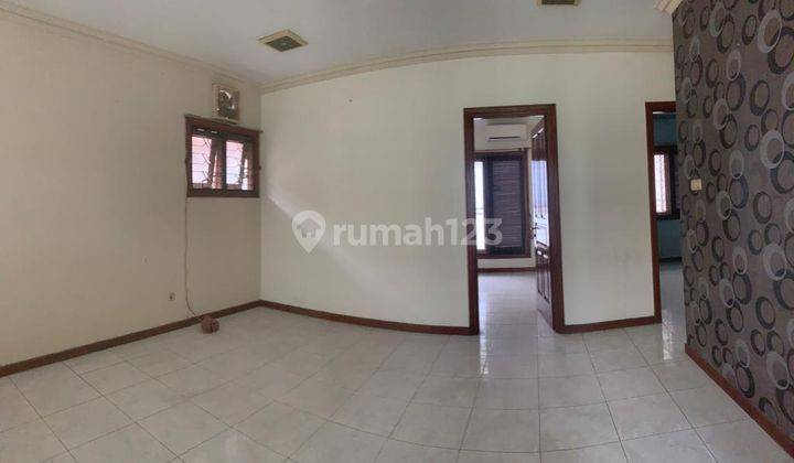 Dijual Rumah Siap Huni Minimalis Modern Ciamik Graha Family 2