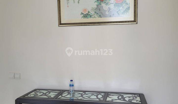 Disewakan Rumah Minimalis Semi Furnish Pakuwon Indah 2