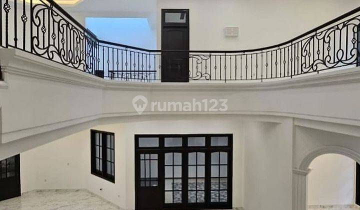 Dijual Rumah Baru Gress Mewah Colonial Modern Manyar Kertoadi 2