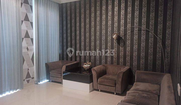 Dijual Rumah Minimalis Elit Semi Furnish Pakuwon Indah 1