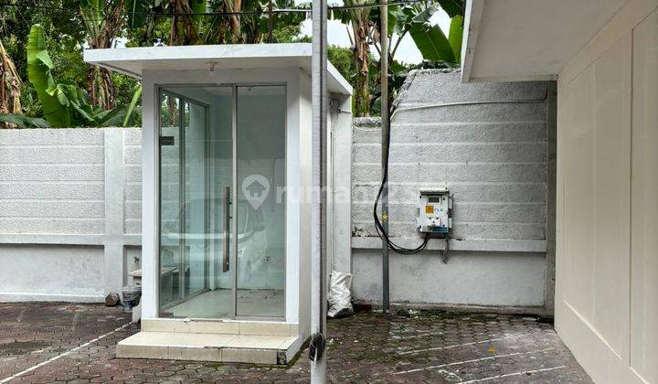 Disewakan Rumah Lokasi Premium Surabaya Pusat Strategis 2