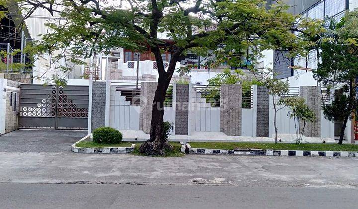 Dijual Rumah Mewah Ciamik Strategis Jalan Cempaka Surabaya Pusat 1