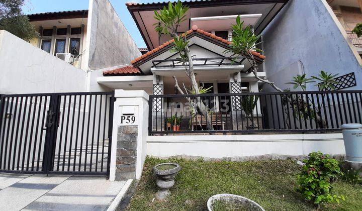 Disewakan Rumah Full Furnished Mewah Kolam Renang Graha Family 1