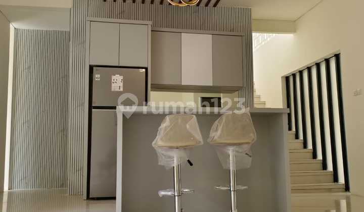 Layout Bagus Luar Cluster Split Level Royal Residence Wiyung 2