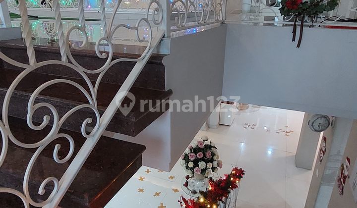 Minimalis Terawat Kawasan Elit Termurah Graha Family Surabaya 2