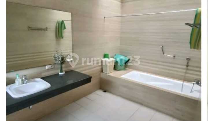 Minimalis Semi Furnish Hitung Tanah Murah Park Avenue Dian Istana 2