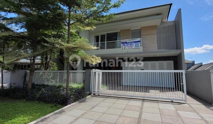 Dijual Rumah Baru Gress Full Furnish Kolam Renang Royal Residence 1